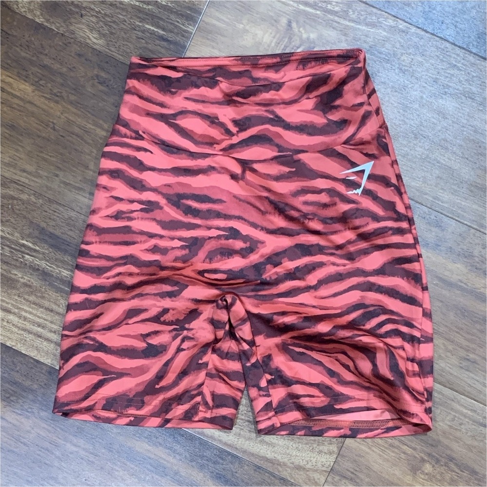 Gymshark Women's Animal Print Biker Shorts SMALL gathered Stretch Waist